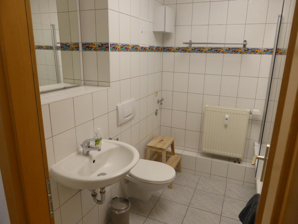 Apartment Napoleon, Naehe Zentrum, 2 Schlafzimmer, Grosser Balkon, Free Wifi ,Parken Jena Dış mekan fotoğraf