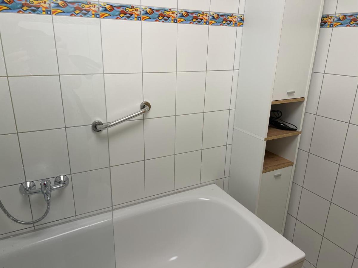 Apartment Napoleon, Naehe Zentrum, 2 Schlafzimmer, Grosser Balkon, Free Wifi ,Parken Jena Dış mekan fotoğraf